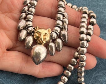Colgante de pantera, tigre y gato en oro de 18 quilates y collar de plata de ley 925. 30 g