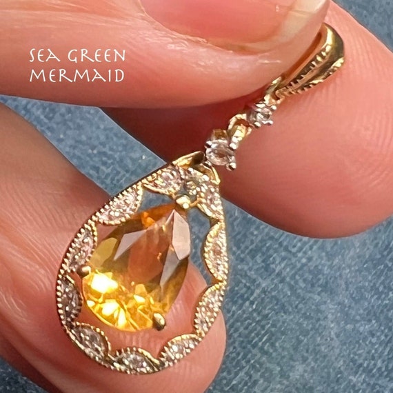 10k Honey Gold Topaz Teardrop Pendant in Diamond … - image 1