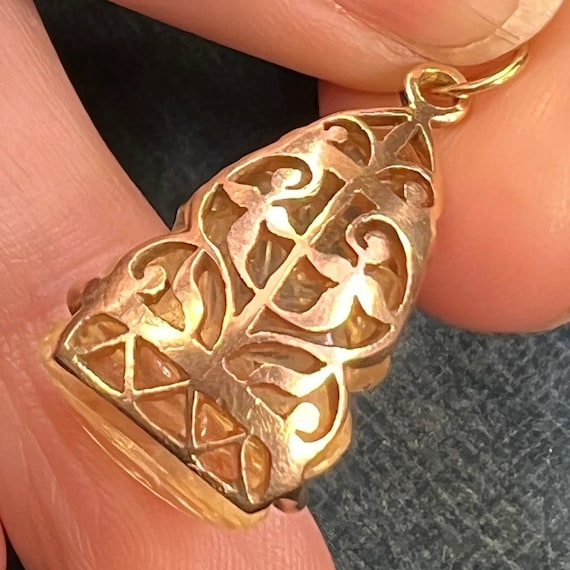 14k Gold Carved Lemon Citrine Ganesha Pendant. El… - image 2