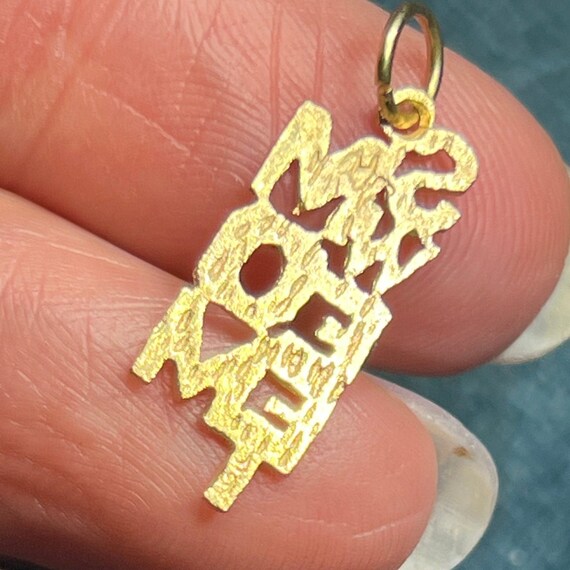 14k Yellow Gold "Sweet MOM" Pendant. Mother's Day… - image 5