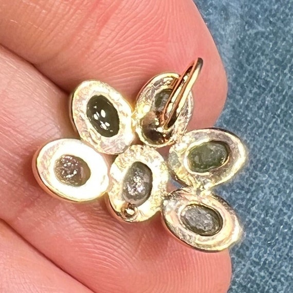 10k Yellow Gold Jade Flower Pendant. Bezel Set #2 - image 3
