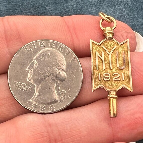 10k Gold NYU New York University Class Key Pendan… - image 8