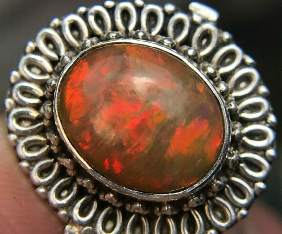 Mexican "On Fire" Opal Ring in 925 Sunburst Mount… - image 1