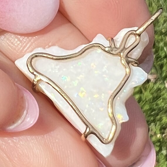 14k Gold Carved Australian Opal GEISHA Pendant **… - image 2