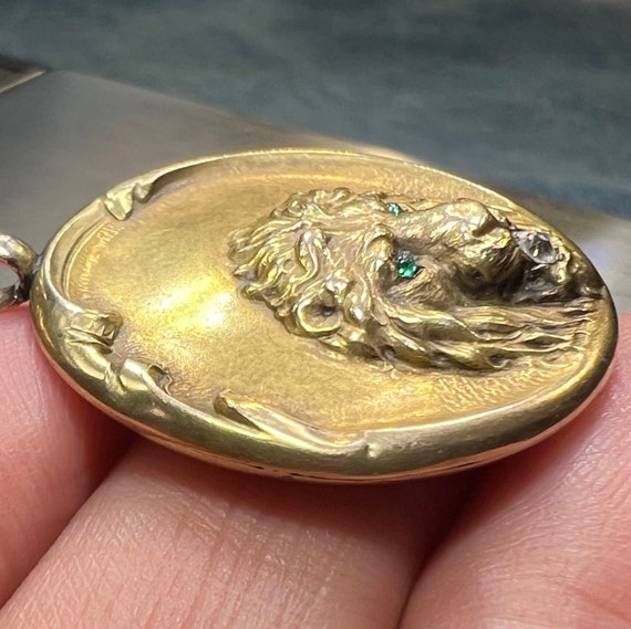 10k Gold Repousse LION Pendant w Diamond. Art Nou… - image 4