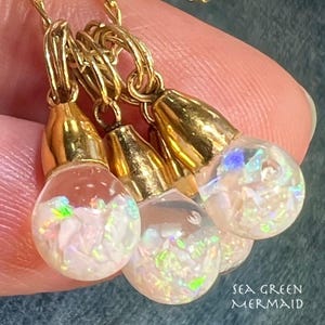 14k Yellow Gold Australian "FLOATING OPAL" Pendant. TIny! *VIDEO*