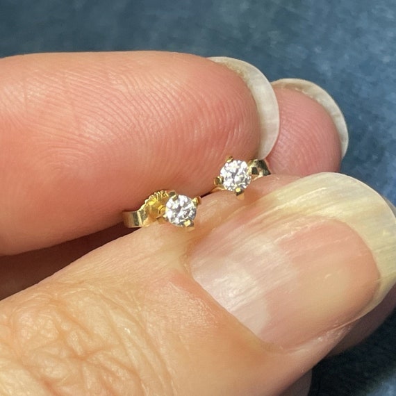 14k Yellow Gold 0.20 TCW Diamond Stud Earrings. G… - image 7
