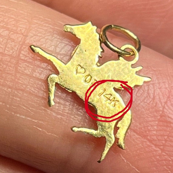 14k Yellow Gold PEGASUS Pendant. Tiny! 1/2" - image 6