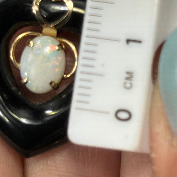14k Yellow Gold Australian Opal in Onyx Heart Pen… - image 6