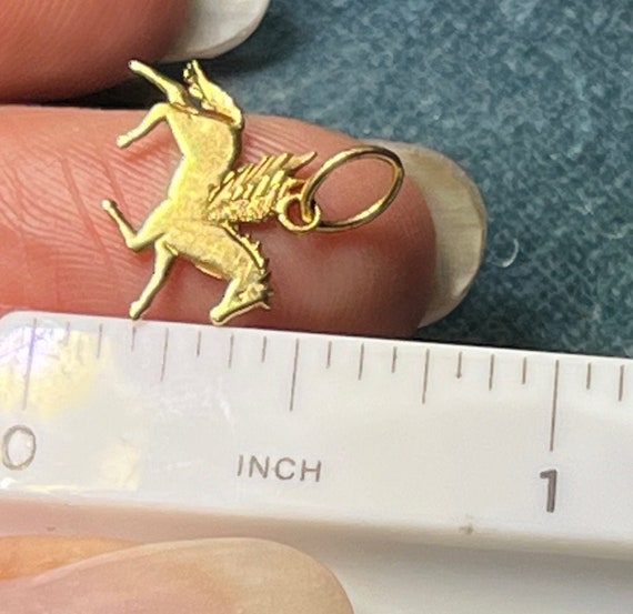 14k Yellow Gold PEGASUS Pendant. Tiny! 1/2" - image 5