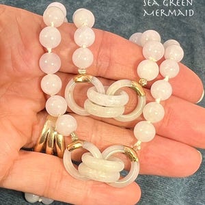 14k Gold Nephrite Jade Bead Necklace w Interlinked Circles. 25" + 57g