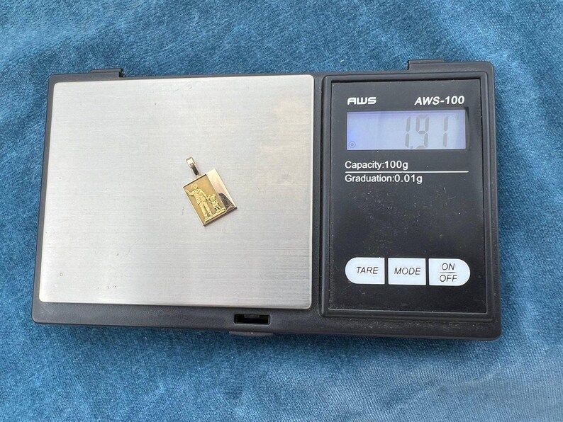 10k Gold Walt Disney + Mickey Mouse Commemorative Pendant *RARE* image 8