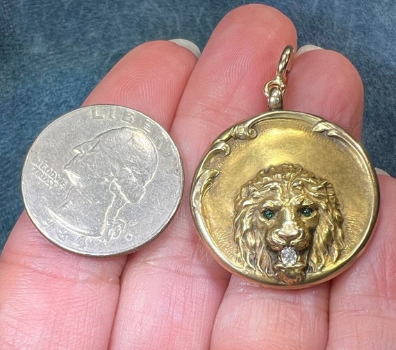 10k Gold Repousse LION Pendant w Diamond. Art Nou… - image 9