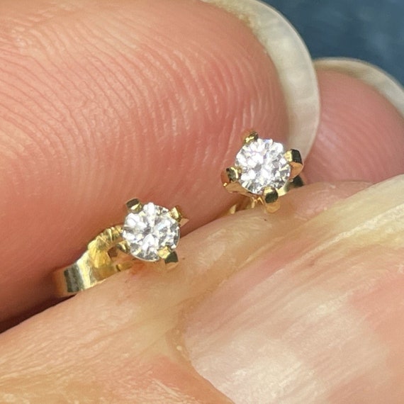 14k Yellow Gold 0.20 TCW Diamond Stud Earrings. G… - image 8