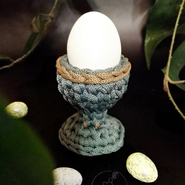 Egg cup crochet pattern, hand made