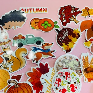 50 pcs Automne Feuilles d'érable Autocollants Animaux de la forêt Autocollants Thanksgiving Citrouille Ensemble d'autocollants pour agendas, Bullet Journals et Scrapbooking