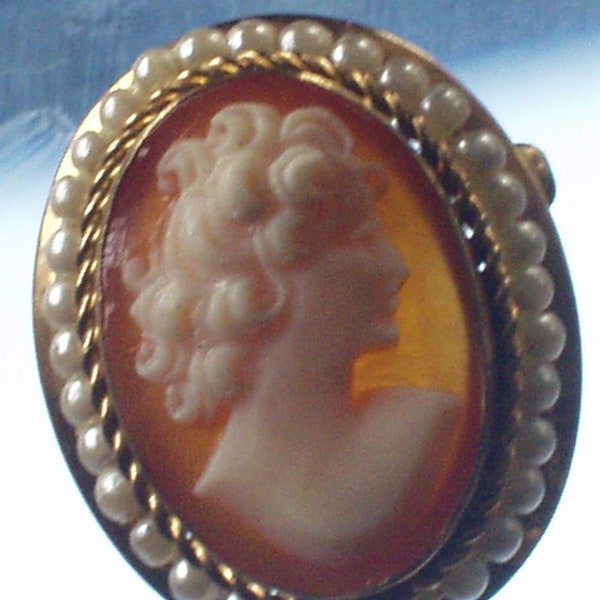 vintage shell cameo pearls brooch pendant 12k pearls carved high relief