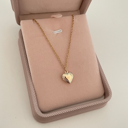 Vintage Gold Open Locket Necklace Gold Love Heart Locket Etsy