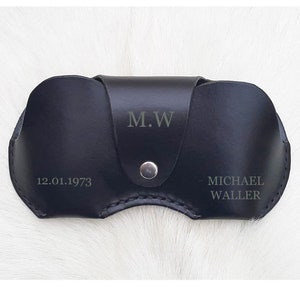 Hand Made Leather Glasses Case, Personalized glasses case, Leather Glasses Case, Vegetable Tanned Leather, Personalized Matte Black Case