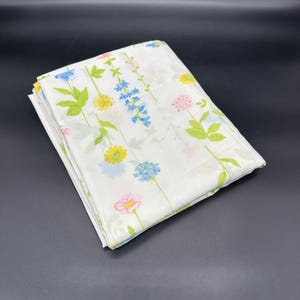 Vintage Full Flat Sheet 1980s Wamsutta USA Floral Cotton Flowers Pink Yellow