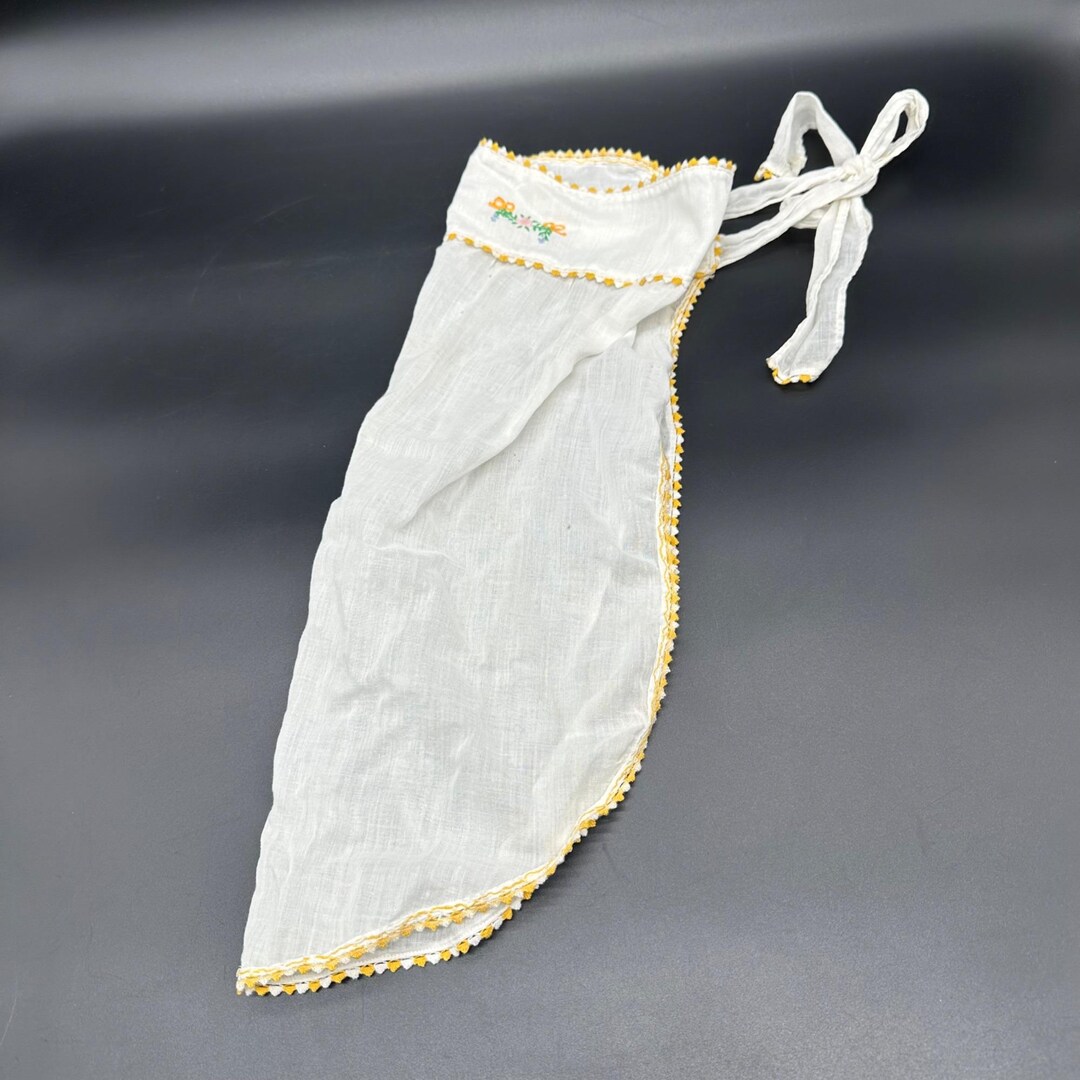 Vintage Apron Handmade Floral Embroidery Yellow Crochet Trim Pink