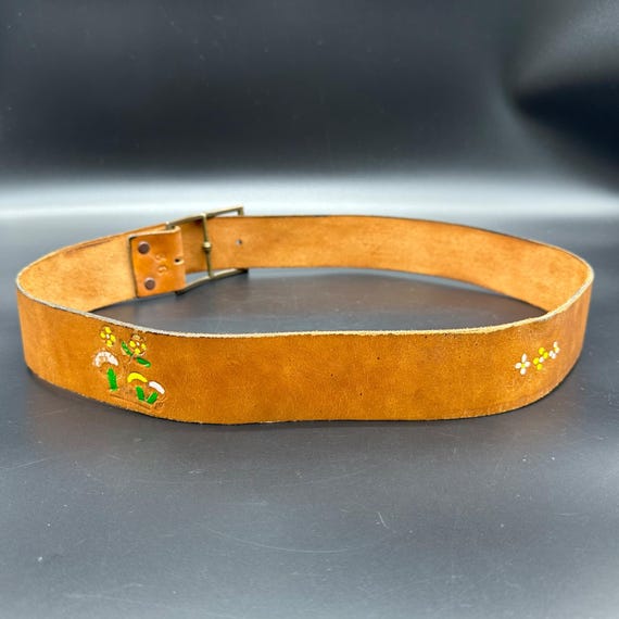 Vintage tooled leather Flower Power hippie boho Groovy belt floral 70s Floral Tooled Leather Hippie Belt | Boho Tooled Flower  main image 2
