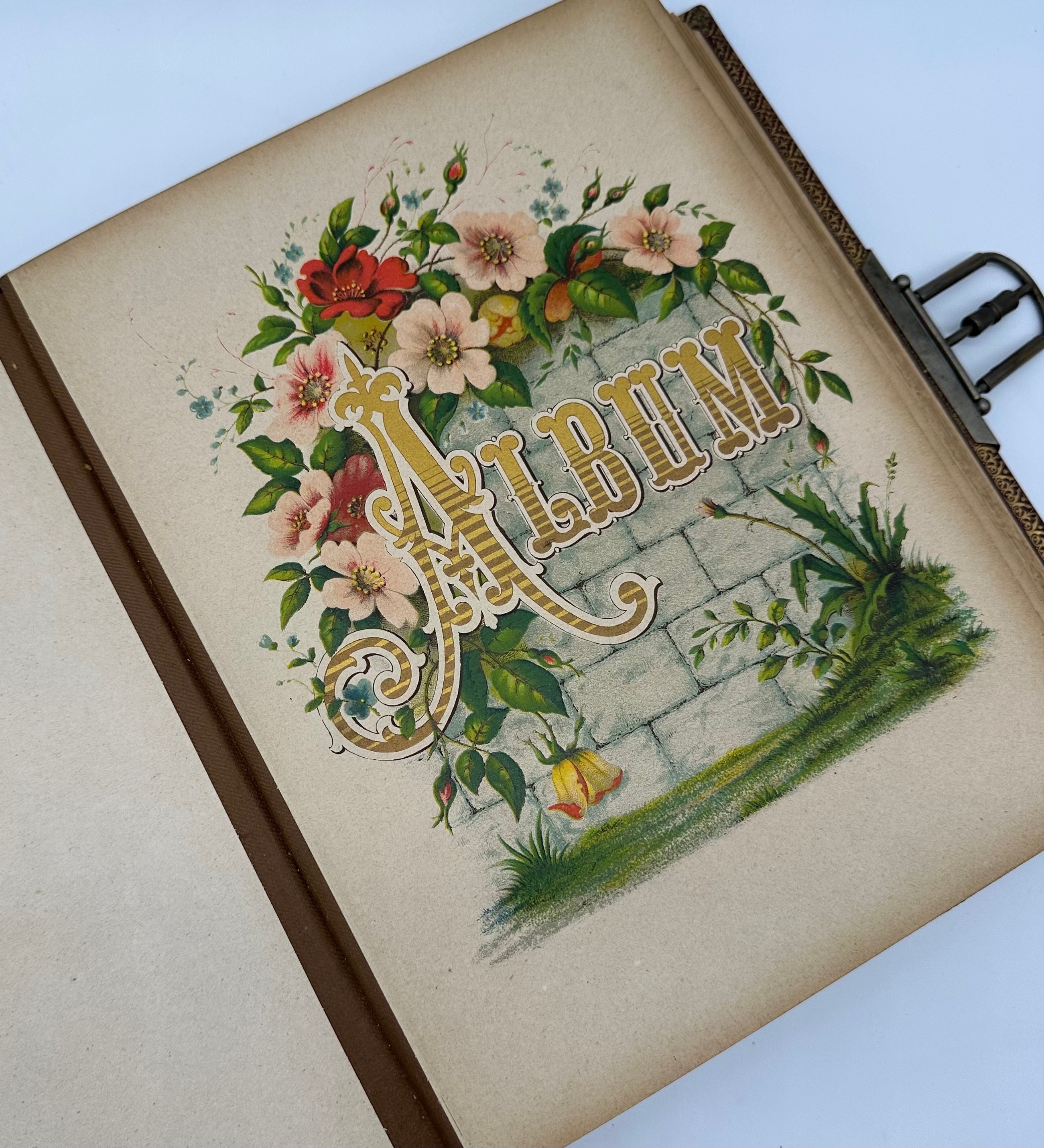 アンティークフォトアルバム 装飾レザー製花柄ゴールド栗色製本写真数