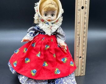 ヴィンテージ ドイツ マダム アレクサンダー 人形 アレックス 眠そうな