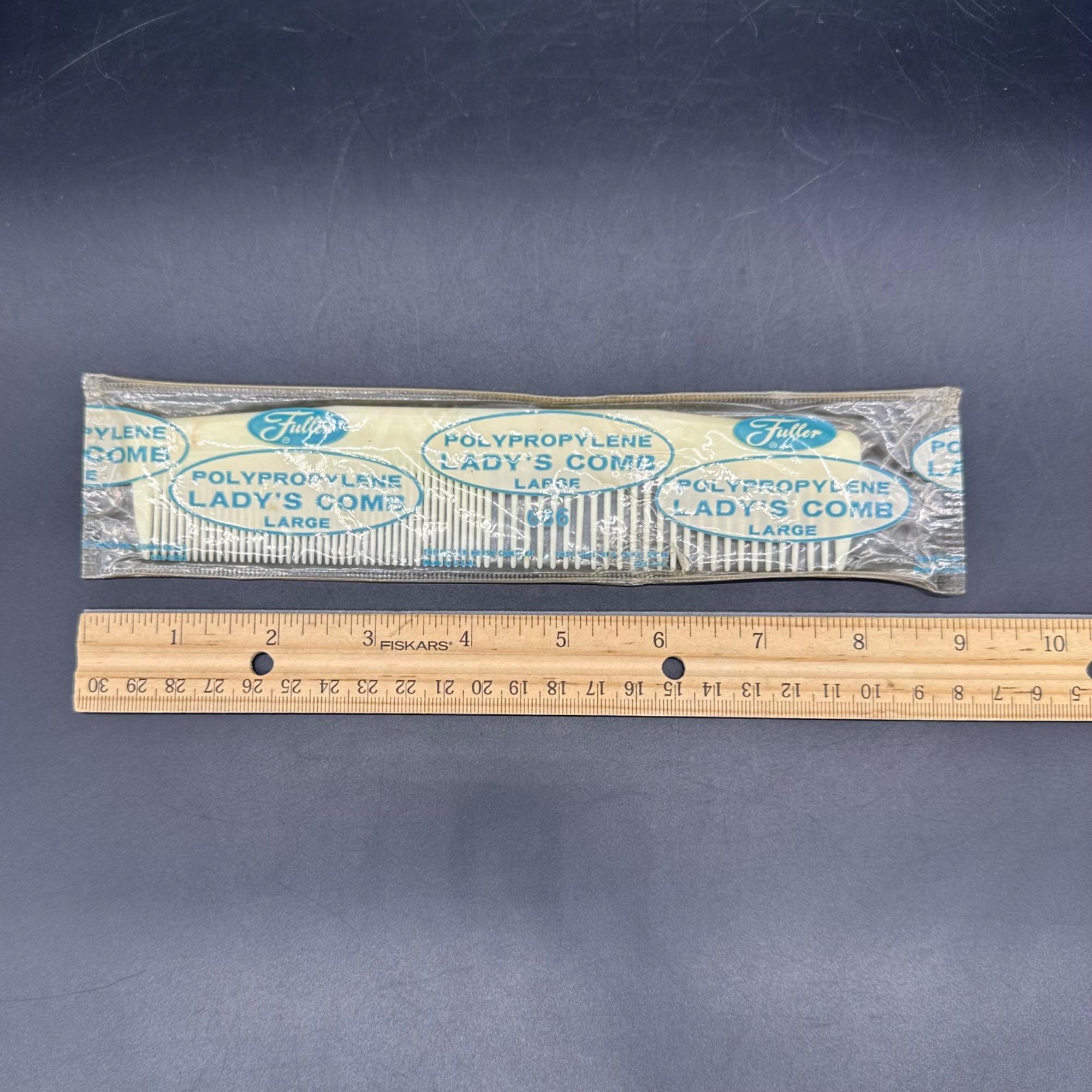 Vintage Fuller Large Ladys Comb Retro Vanity Bathroom Accessory Plastic USA Vintage Fuller Large Ladys Comb Retro Vanity Bathroom  main image 2
