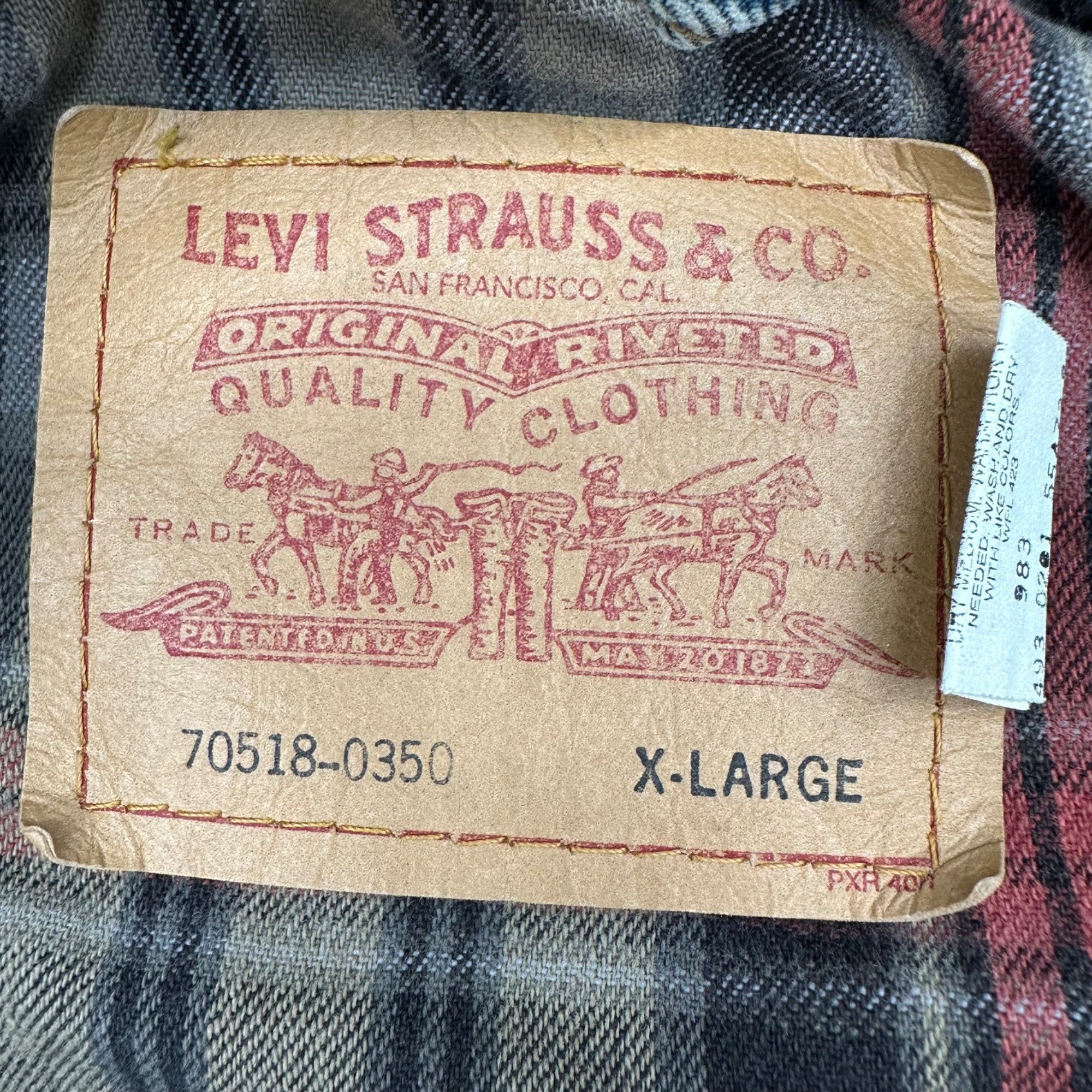Vintage Levis Jean Jacket Blue Denim USA Relaxed Trucker Plaid