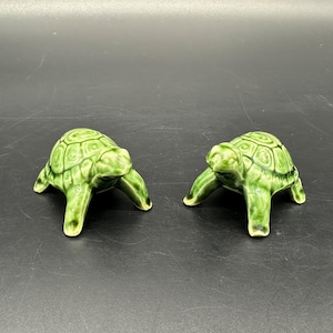 Vintage Turtle Figurines Green Ceramic Pair Retro Kitschy Reptiles Trinkets