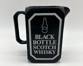 Vintage schwarze Flasche Scotch Whisky Krug Werbung Barware Man Cave Decor