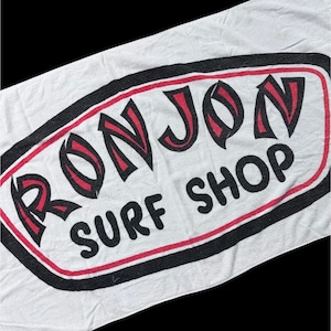 Vintage Ron Jon Surf Shop Beach Towel 1980s Red Black Surfer Advertising READ afbeelding 1