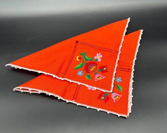 Vintage Embroidered Floral Napkins Crocheted Edges Flowers Red Set of Two