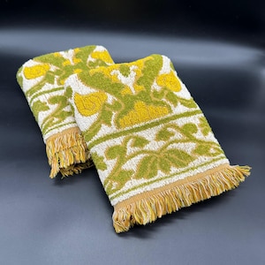 Vintage Bath Towels 1960s JC Penney Fashion Manor Avocado Harvest Gold Cotton
