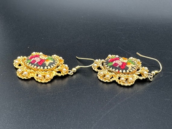 Vintage Hobe Earrings Signed Embroidered Flowers … - image 4