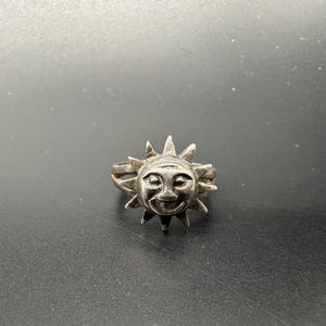 Vintage Sterling Silver 925 Ring Happy Sun Face Kitschy Jewelry Size 7.25