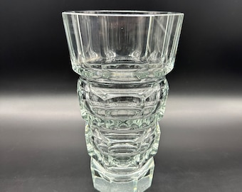 Josef Hoffman Moser Vase Prism Facettiertes Kristallglas Art Deco 1930er Jahre klarer UV-Leuchtstoff Uran
