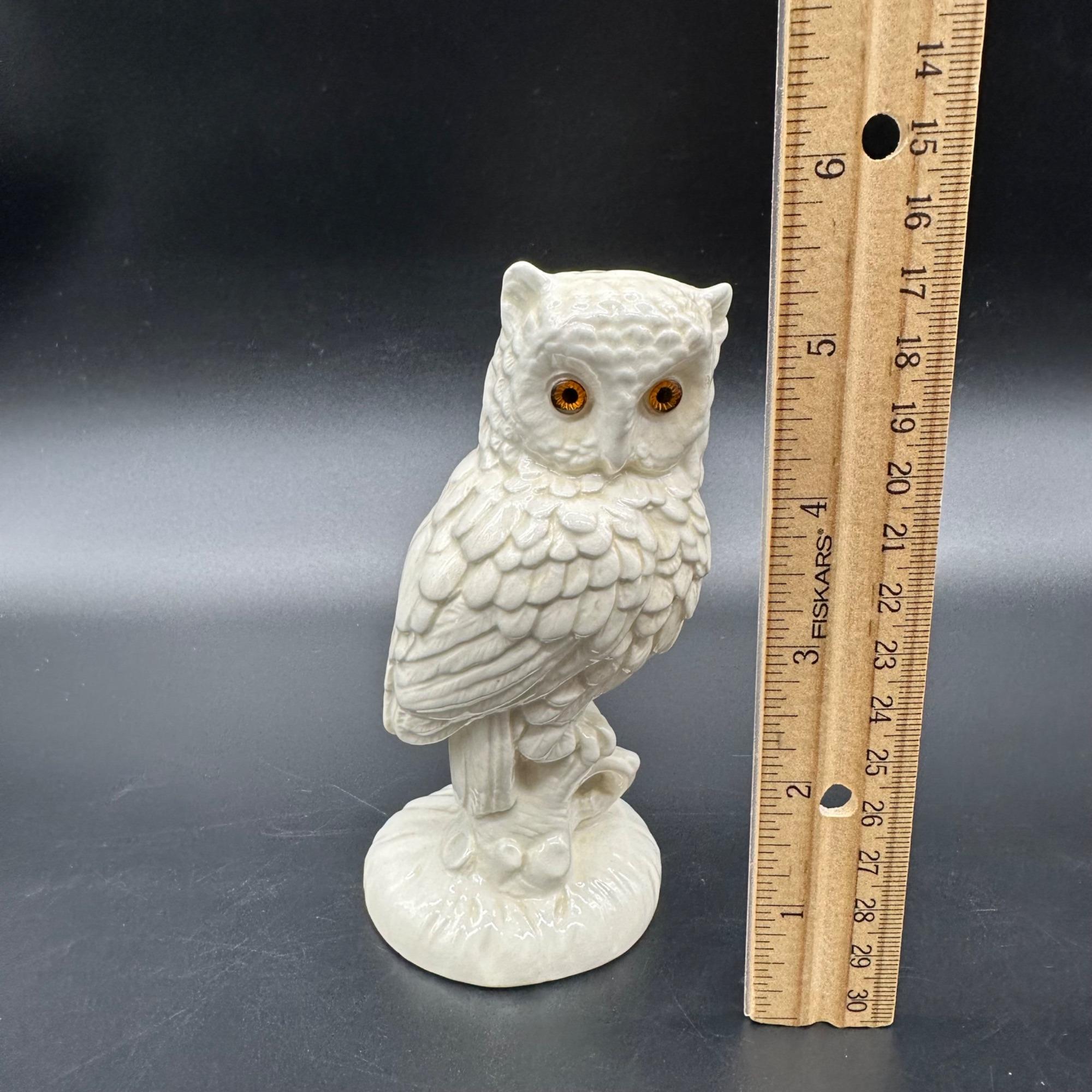 フクロウの置物 ヴィンテージ フクロウ 置物 白 1970 年代 陶器 森の生き物 鳥の像