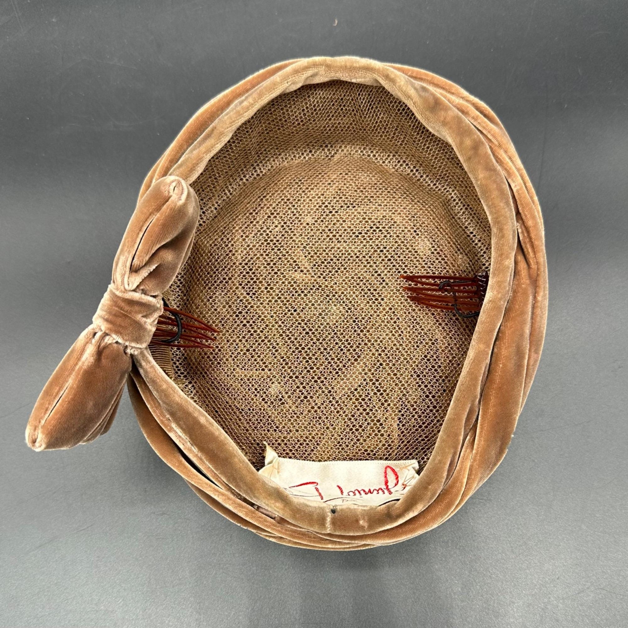 Vintage Pillbox Hat Bow Brown Velvet Junior B Retro Turban  display picture 1
