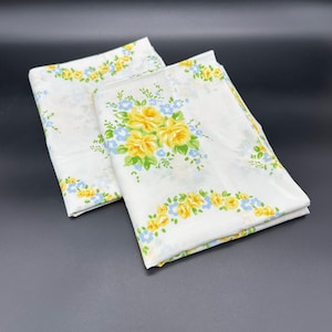 Vintage Pillowcases 70s Pacific USA Flowers Standard Yellow Blue Floral Cottage