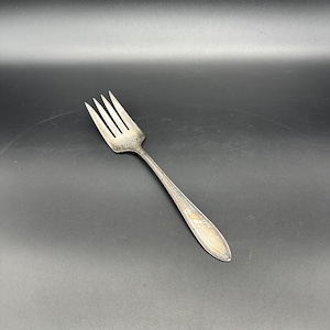 Vintage Wm Rogers Silver Plate Serving Fork Antique Tarnished Ornate Floral READ