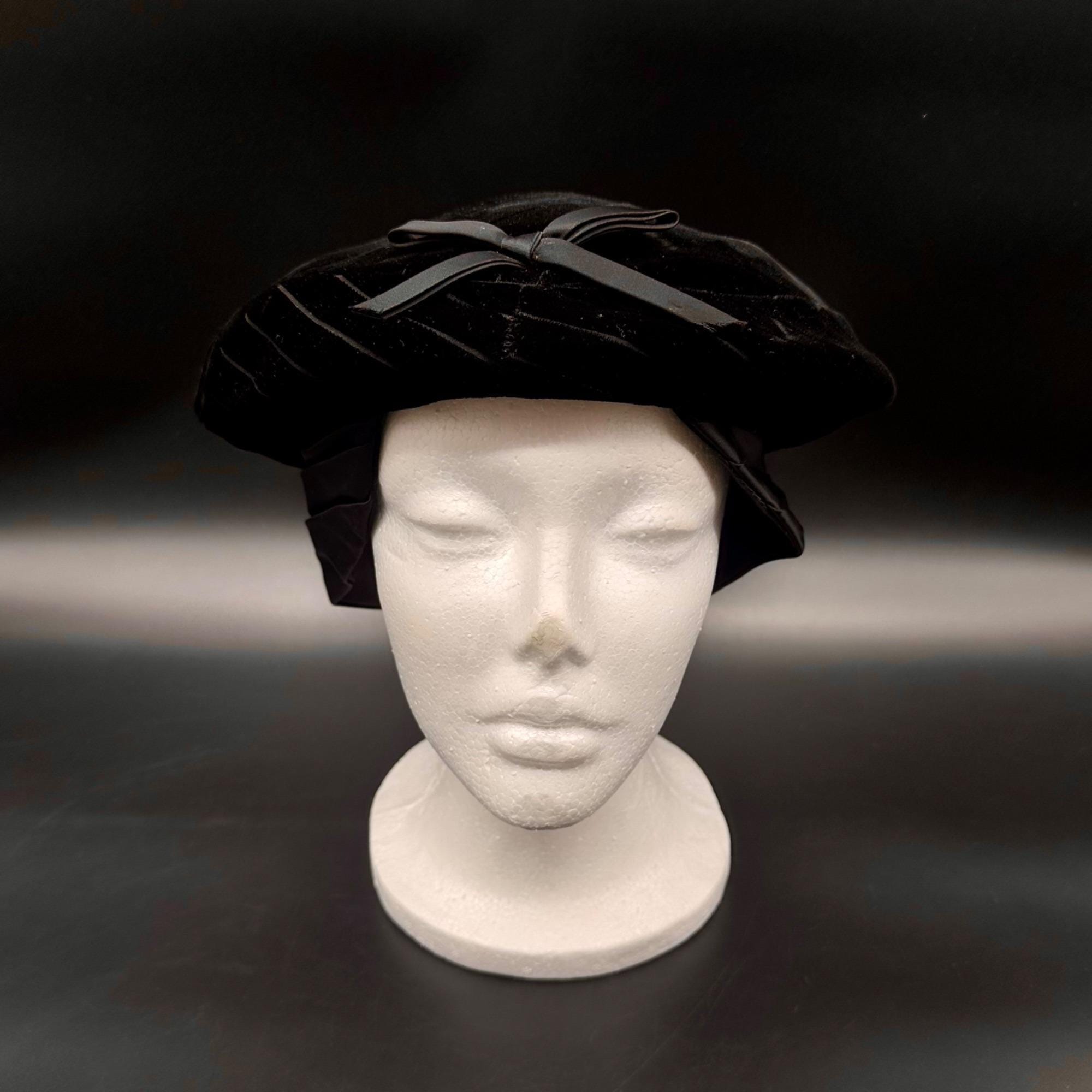 Vintage Beret Hat 1950s Black Velvet Satin Bow Modern Miss  display picture 2