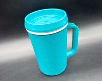 Taza térmica vintage con tapa, color turquesa, años 80, de plástico, Aladdin, EE. UU., estilo retro.