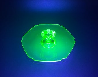 Uranium Glass Tray Vintage LE Smith Depression Glass Green UV Glows Tidbit Tray Nut Candy Dish