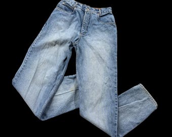 Vintage 1990s Lawman Western High Waist Jeans Size 9 Mom Blue Denim Light Wash