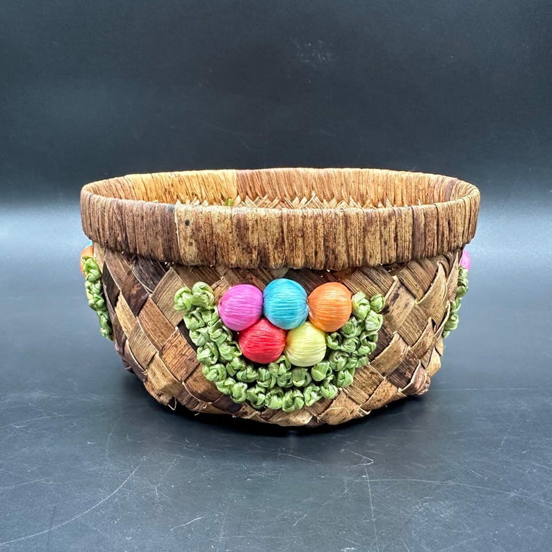 Vintage Woven Basket Rainbow Fruit Boho Raffia Round Storage Container ...