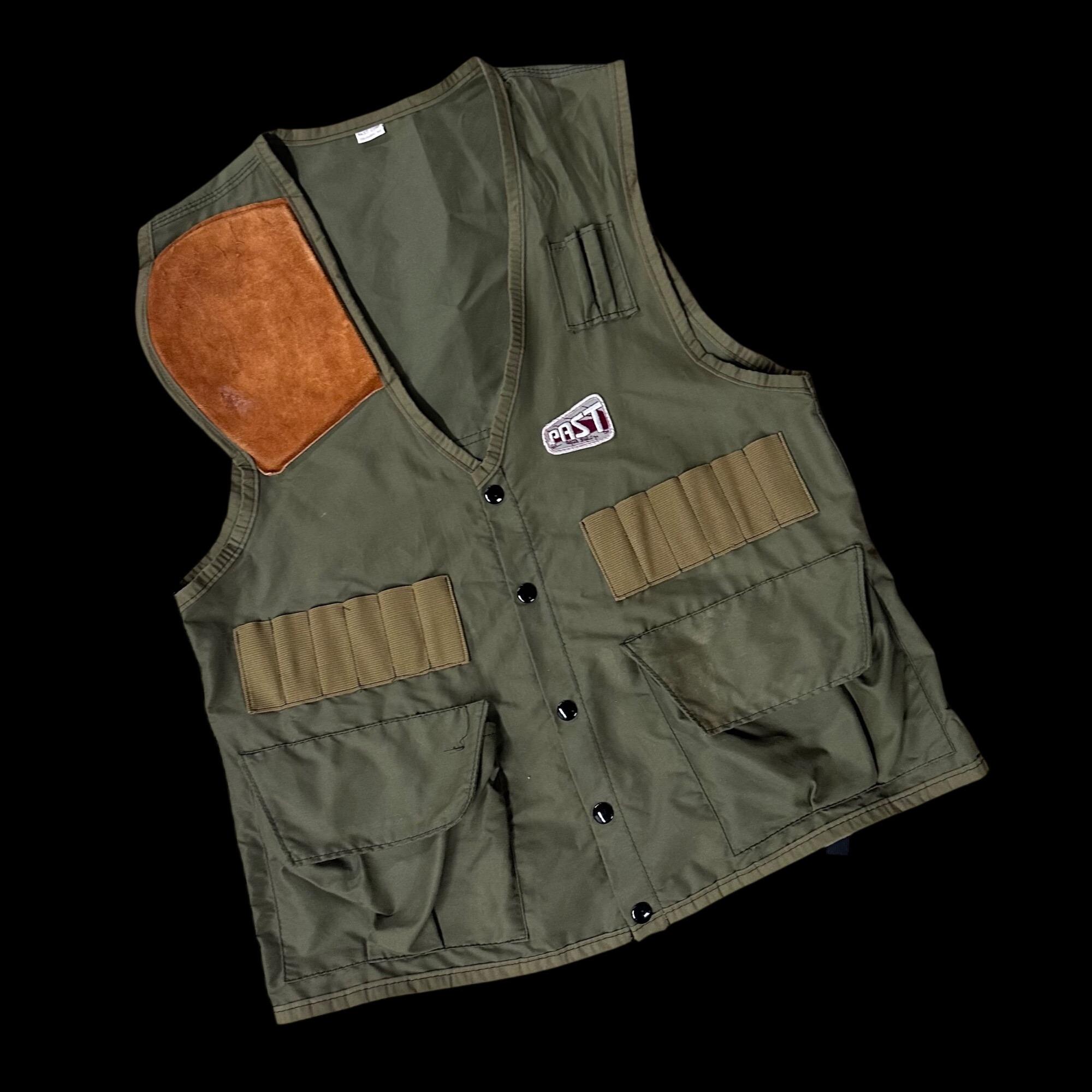 Vintage Hunting Vest Padded Shoulder Small Game Birds Back Pocket