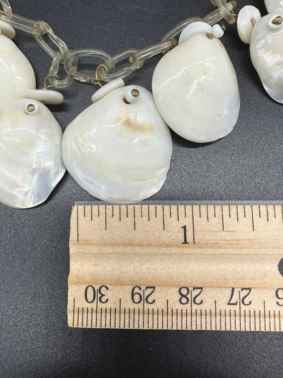 Vintage Necklace Lucite Natural Seashell White Sh… - image 9