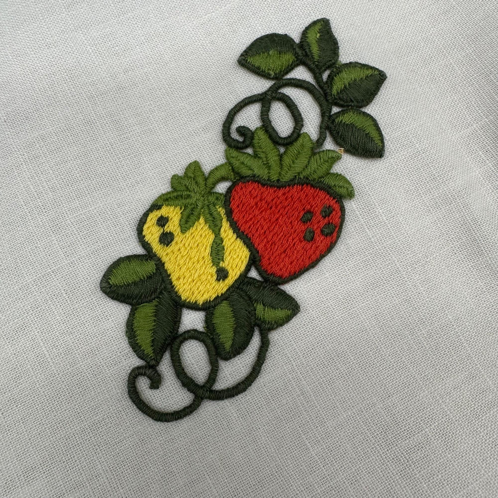 ヴィンテージ オーバルテーブルクロス 1970年代 クリーム色 刺繍